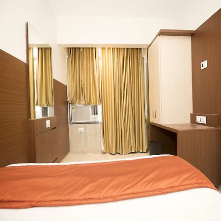 Hotel Spring Inn Bombay Exterior foto