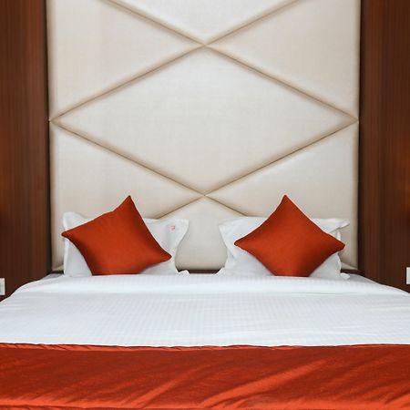 Hotel Spring Inn Bombay Exterior foto